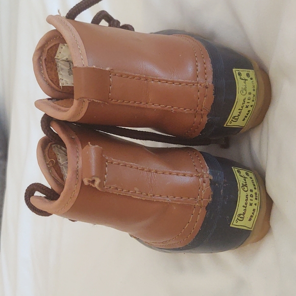 Beautiful kids duck boots - Picture 3 of 4